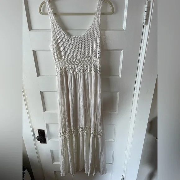 Lovestitch crochet and crepe flowy boho maxi dress size S. Perfect for summer! - Picture 6 of 6